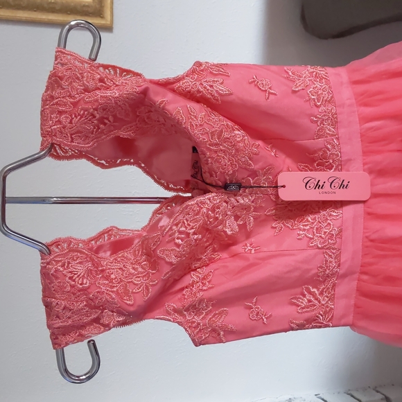 New! Chi Chi London Nika Dress Coral - Picture 7 of 13